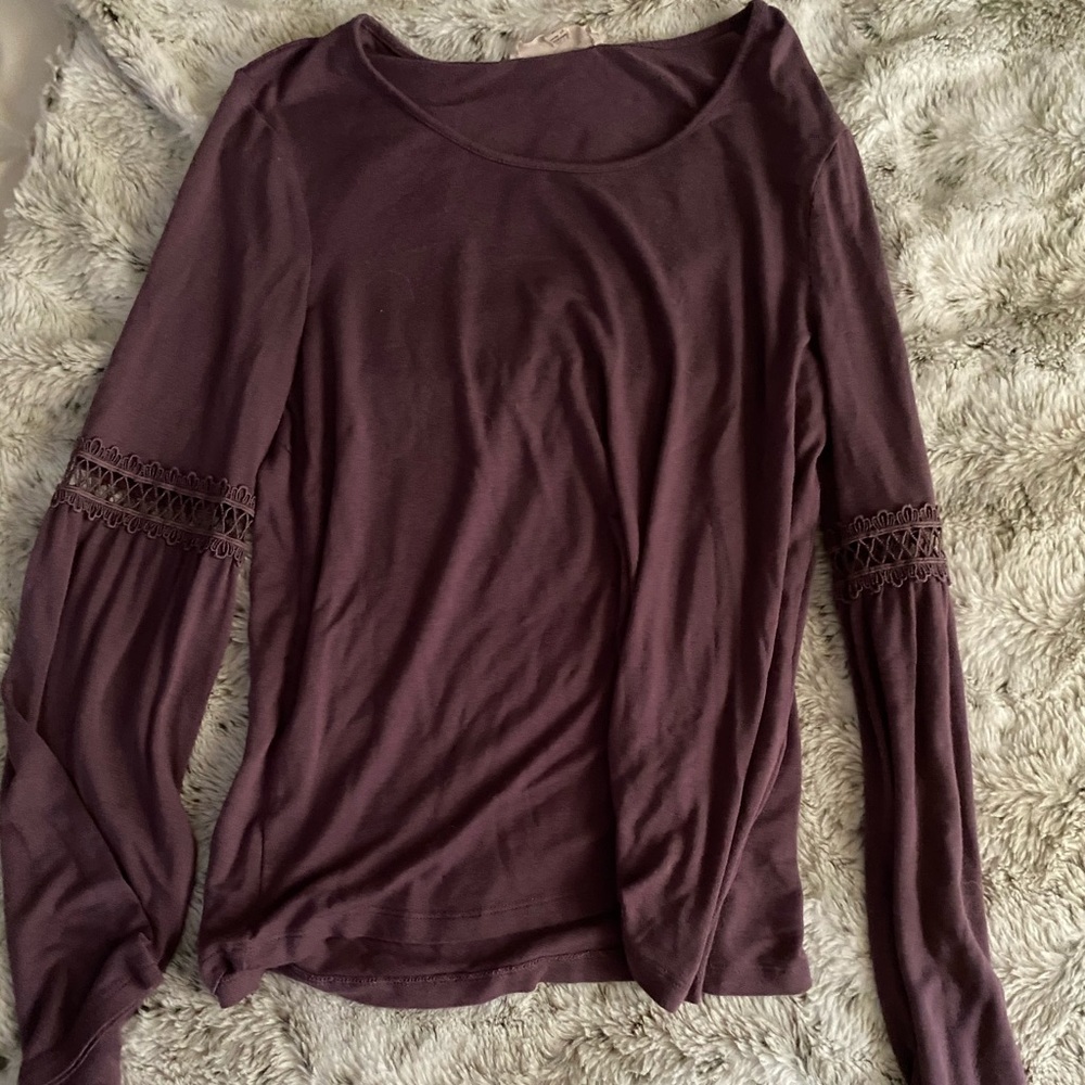 bell sleeve top!!
